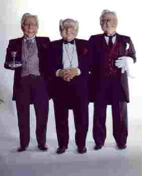 3butlers.jpg (5039 bytes)